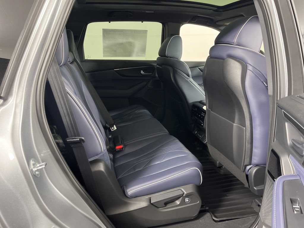 Certified 2026 Acura MDX Type S w/ Advance Package AWD/4WD image 8