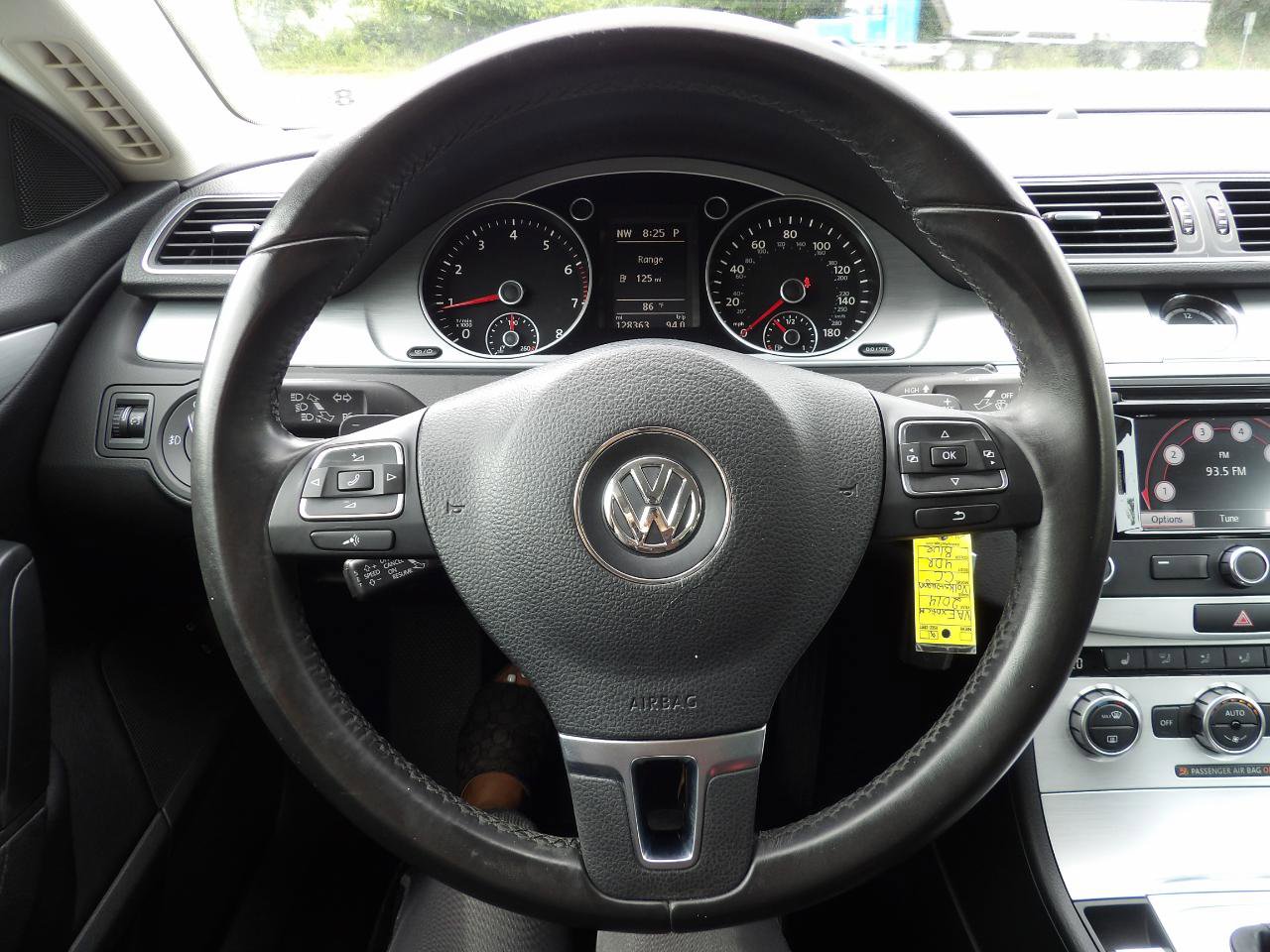 Used 2014 Volkswagen CC R-Line FWD image 10