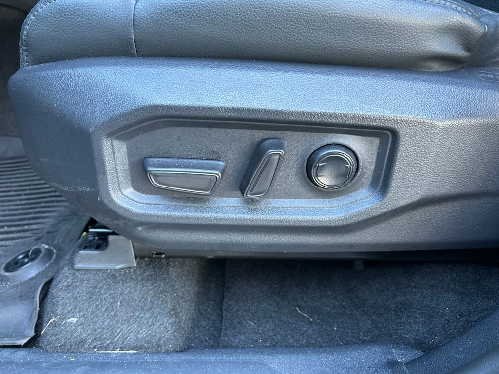 Used 2024 Toyota Tundra Limited image 16