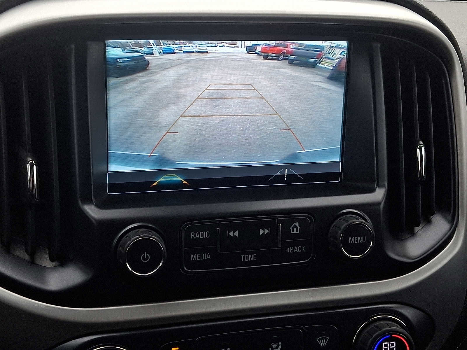 Used 2018 GMC Canyon SLE w/ SLE Convenience Package image 17