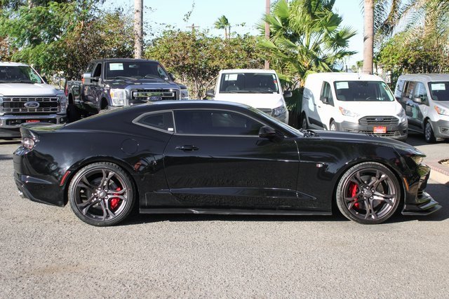 Used 2020 Chevrolet Camaro SS image 9