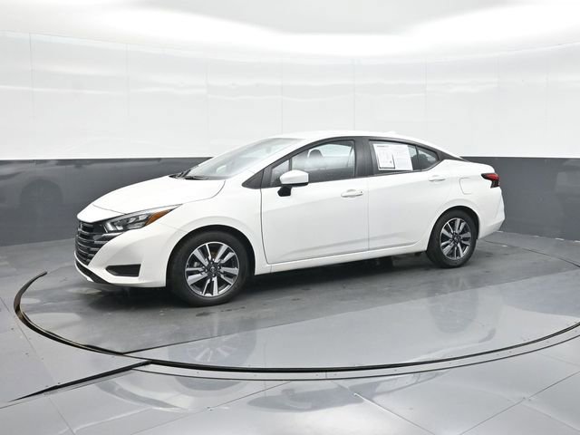 Used 2025 Nissan Versa SV FWD image 20