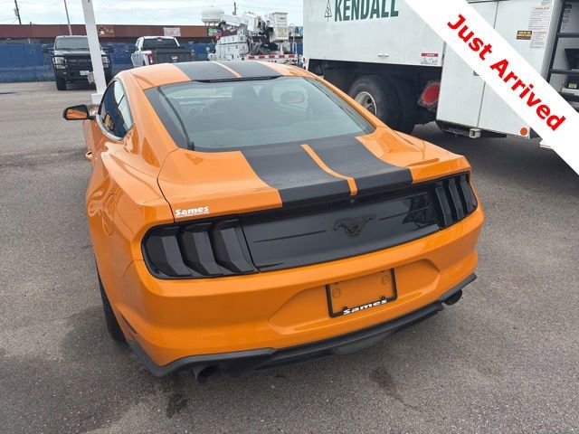 Used 2018 Ford Mustang Coupe RWD image 14