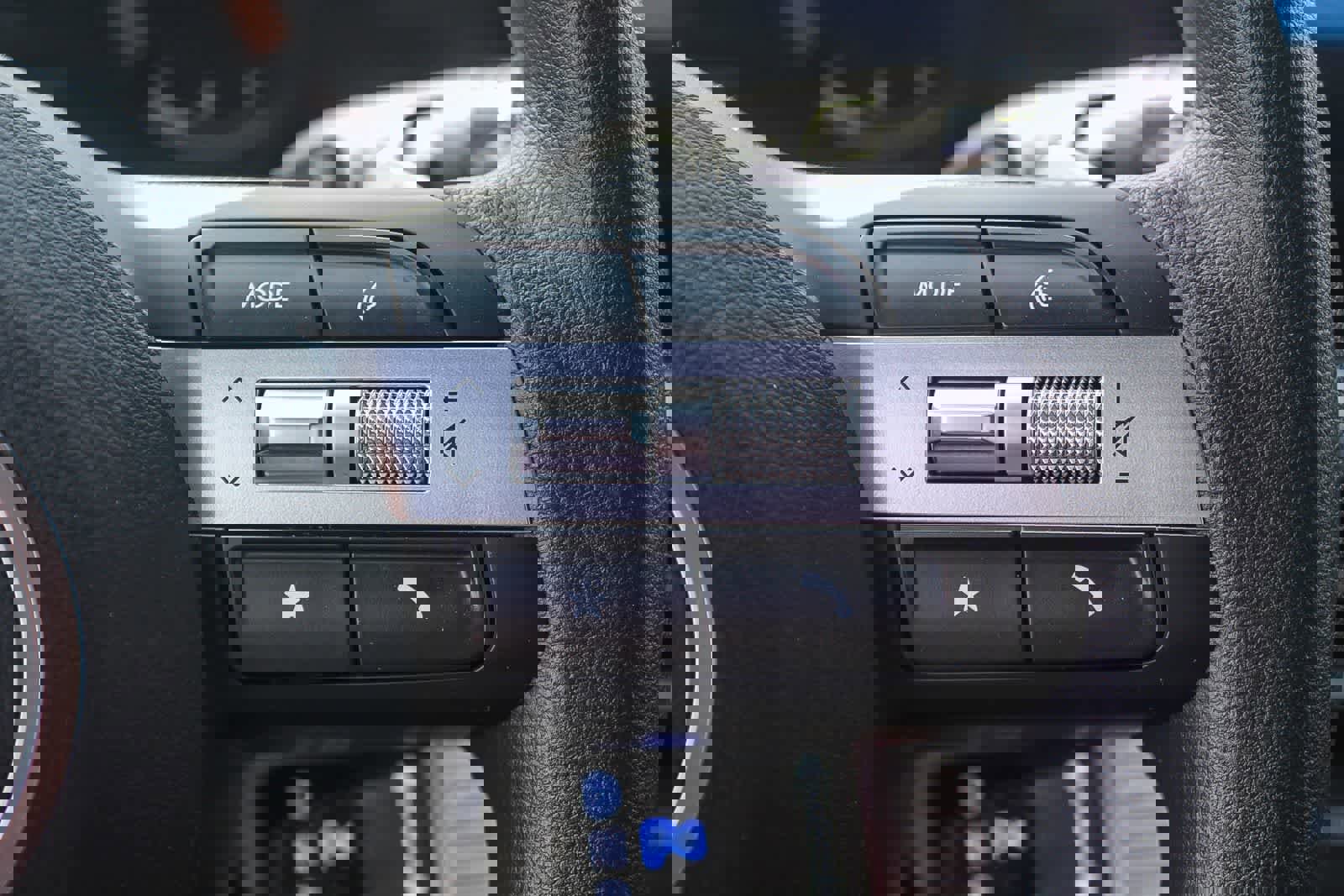 Certified 2025 Hyundai Sonata SEL image 32