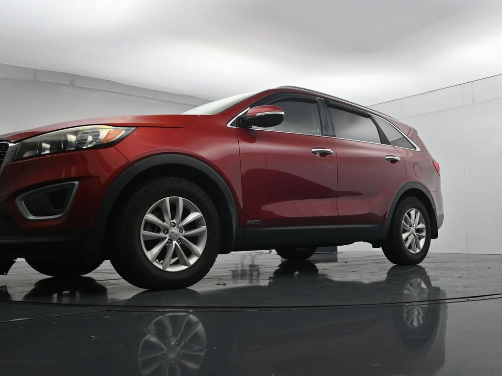 Used 2017 Kia Sorento AWD w/ LX Convenience Package image 34
