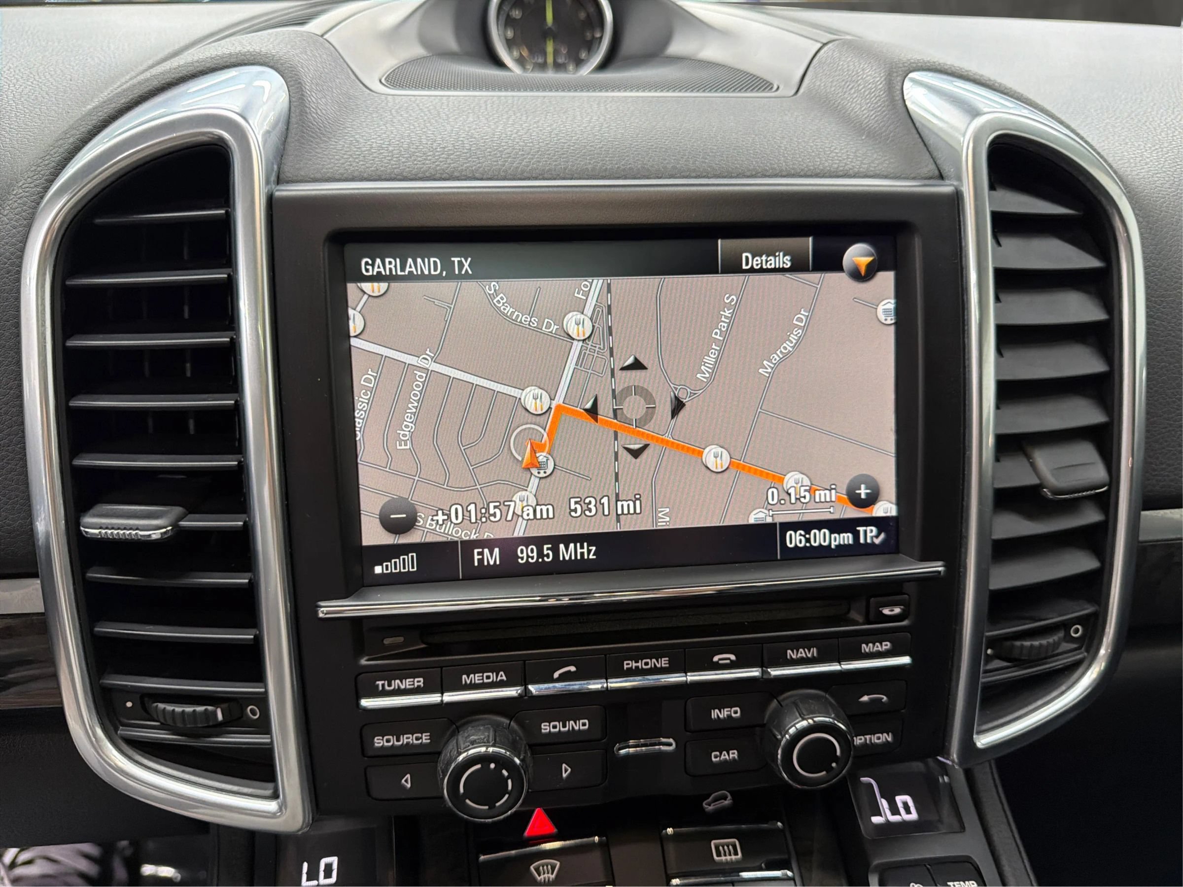 Used 2016 Porsche Cayenne S AWD/4WD image 22