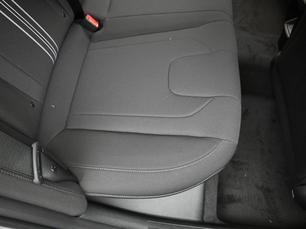 Certified 2025 Hyundai Elantra Sport FWD image 15
