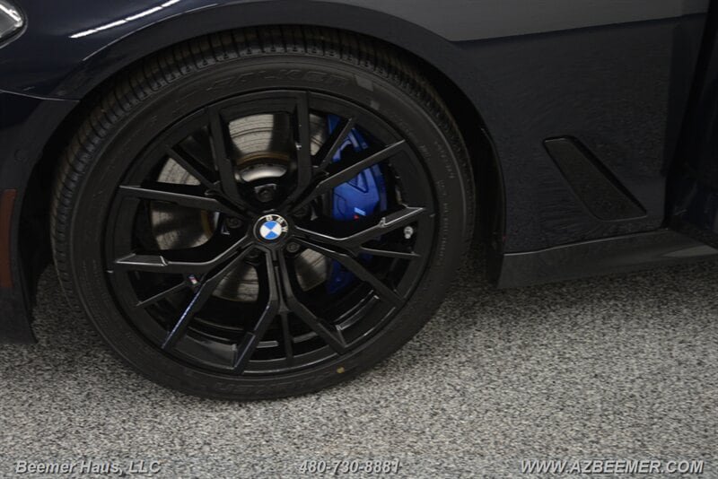 Used 2022 BMW M550i xDrive w/ Executive Package AWD/4WD image 50