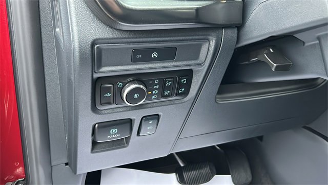 New 2025 Ford F150 Lariat w/ Equipment Group 501A Mid image 11