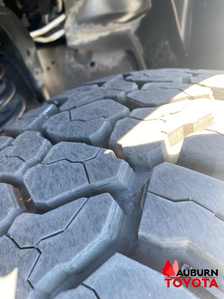 Used 2020 RAM 2500 Laramie w/ Night Edition AWD/4WD image 10