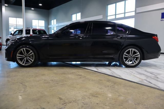 Used 2016 BMW 750i xDrive AWD/4WD image 59