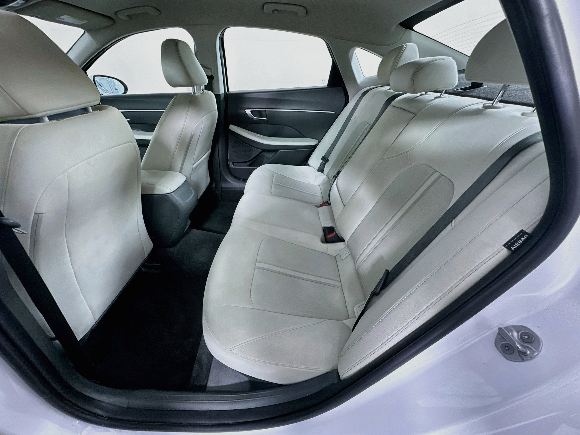 Used 2025 Hyundai Sonata SEL FWD image 28
