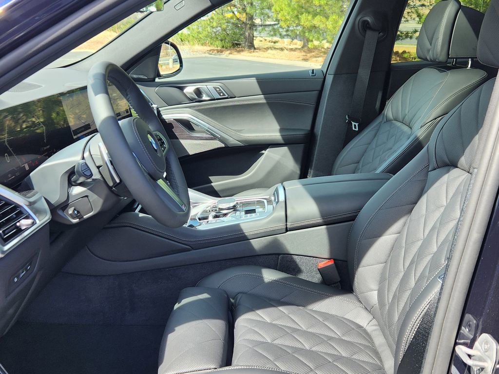 New 2026 BMW X6 xDrive40i image 10