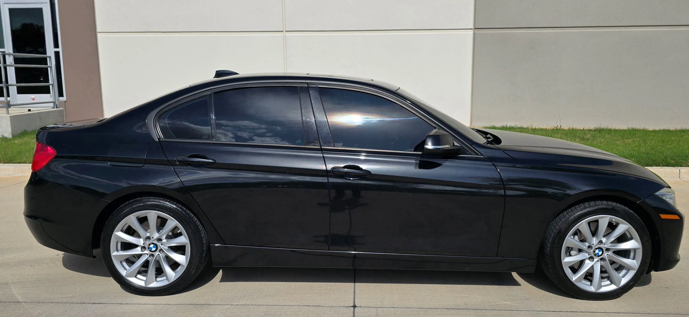 Used 2012 BMW 335i Sedan RWD image 8