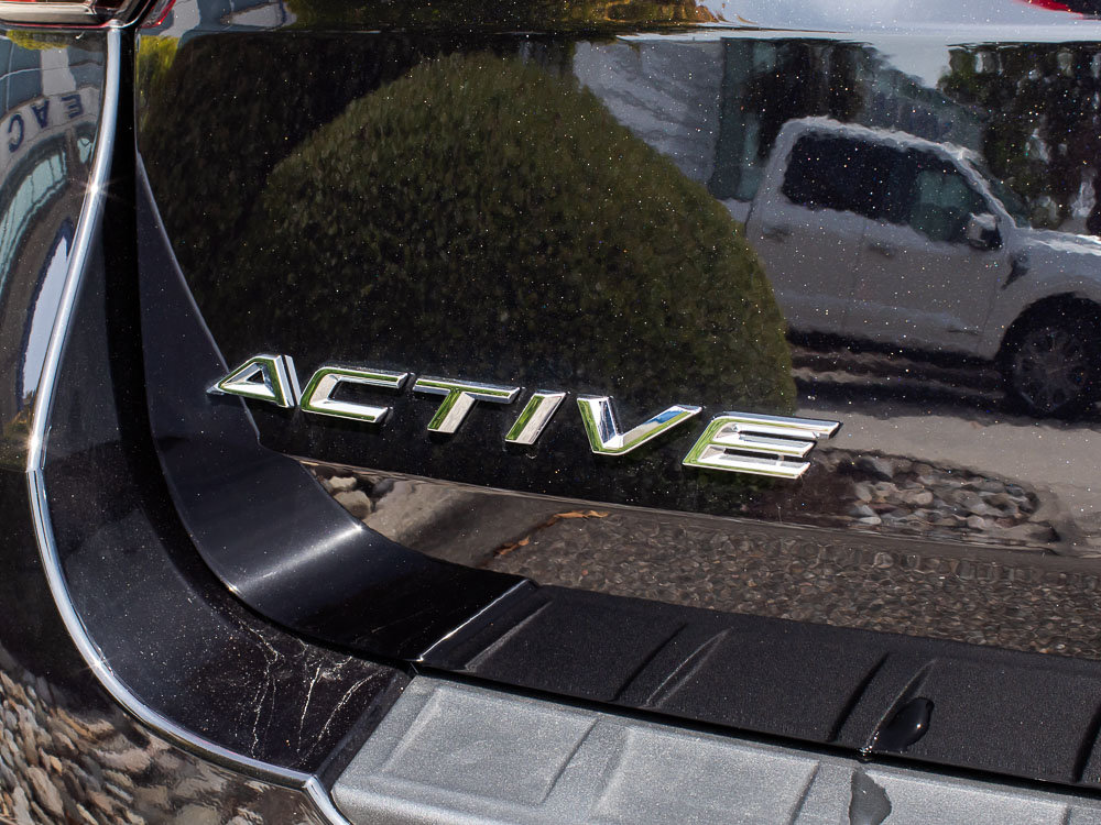 Used 2026 Ford Explorer Active w/ Active Comfort Package AWD/4WD image 11