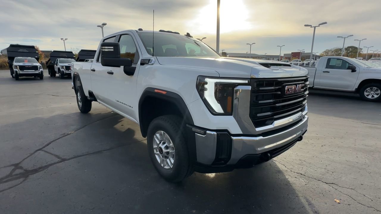 New 2026 GMC Sierra 2500 Pro w/ Convenience Package image 2