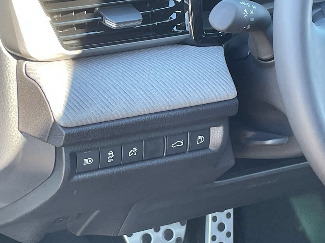 New 2026 Toyota Camry SE FWD image 12