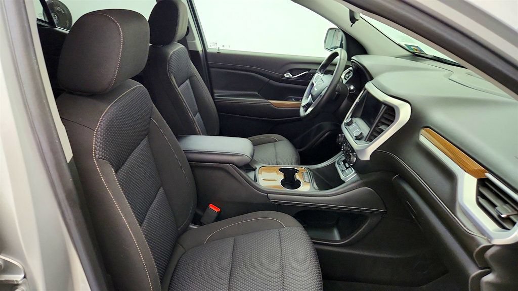 Used 2020 GMC Acadia SLE FWD image 24