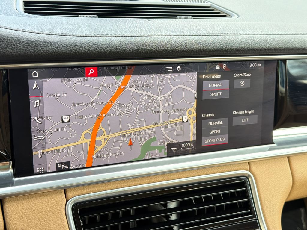 Used 2018 Porsche Panamera 4 w/ Premium Package Plus image 33