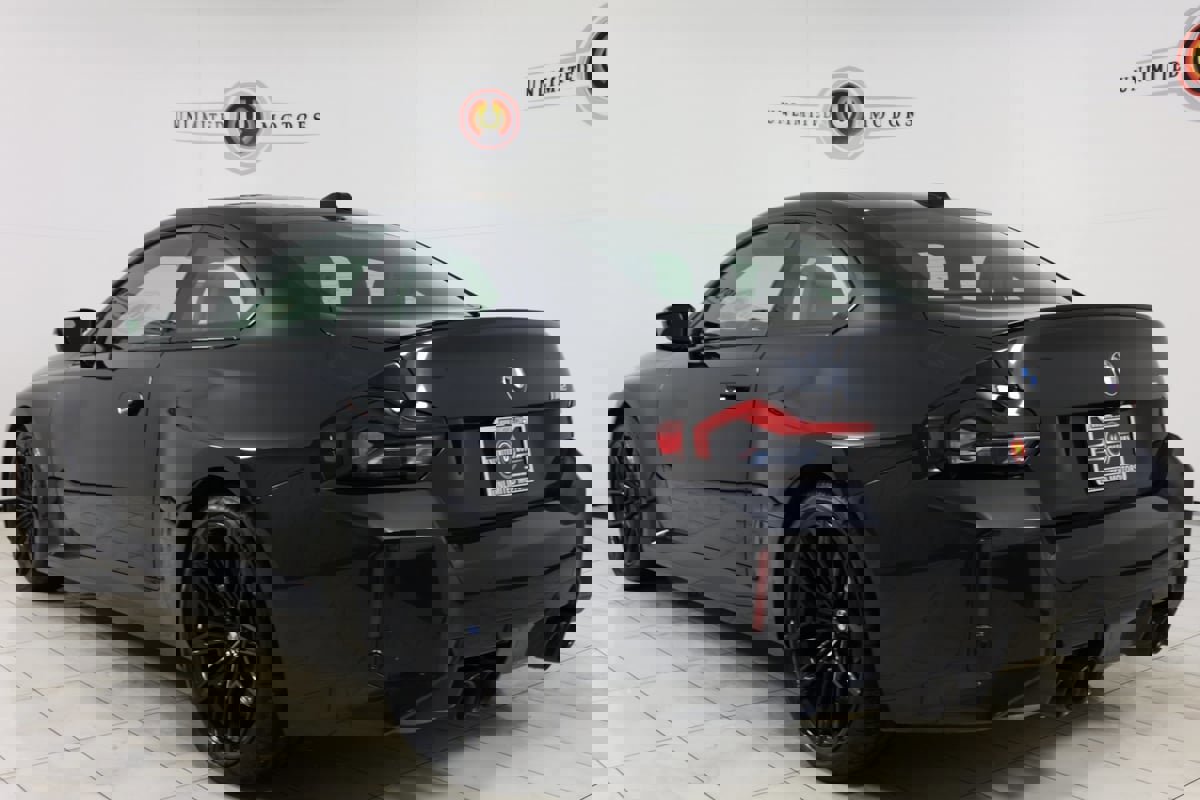 Used 2024 BMW M2 w/ Lighting Package image 4