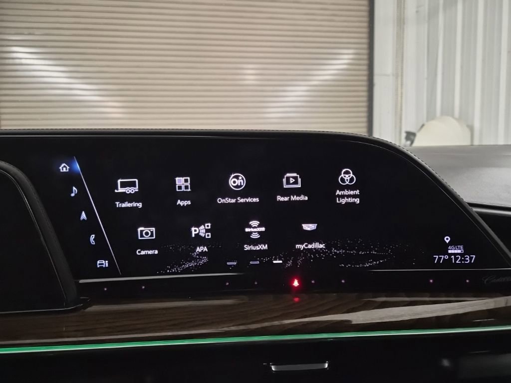 Used 2021 Cadillac Escalade Sport Platinum w/ Heavy-Duty Trailer Package image 33