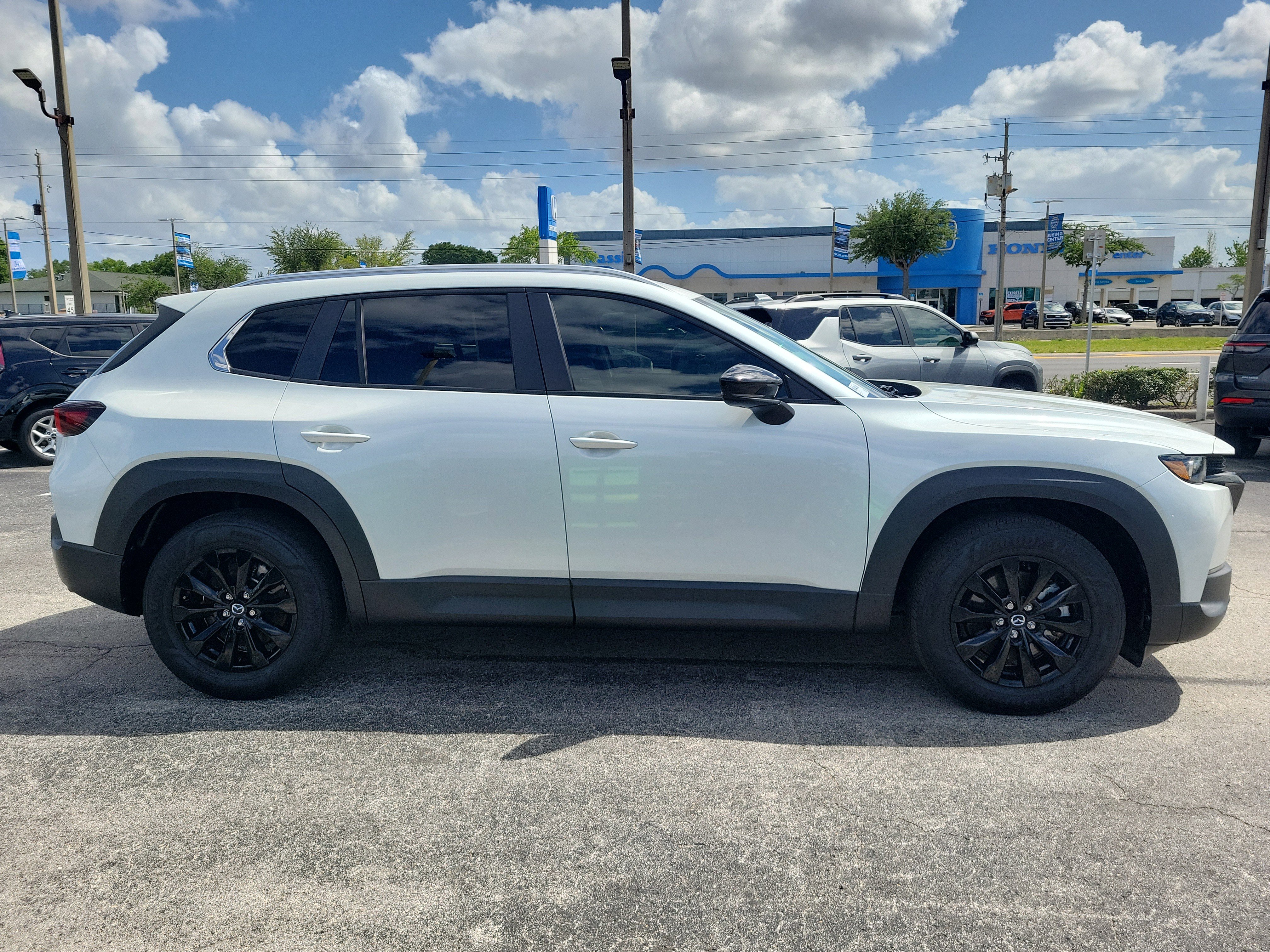 Used 2025 MAZDA CX-50 AWD 2.5 S w/ Preferred Package image 8