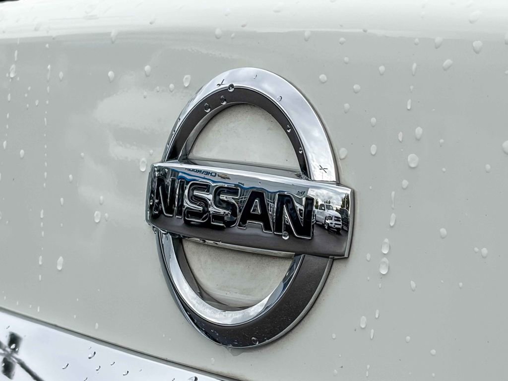 Used 2015 Nissan Altima 2.5 SV w/ Convenience Package image 10