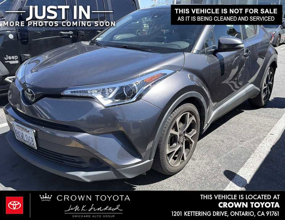 Used 2019 Toyota C-HR XLE image 1