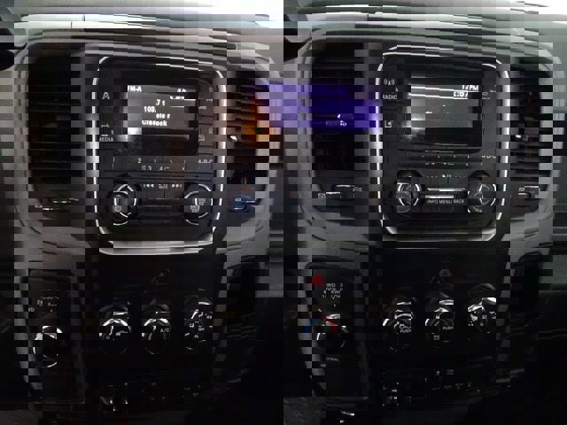 Used 2018 RAM 3500 Tradesman w/ Chrome Appearance Group image 10