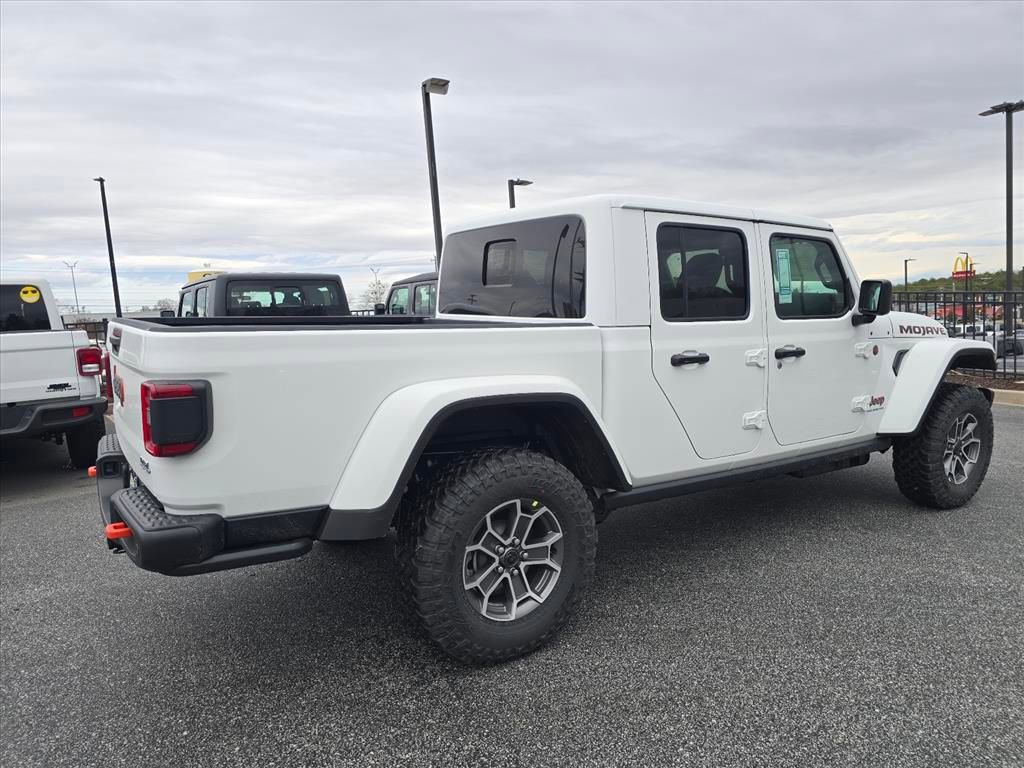 New 2026 Jeep Gladiator Mojave image 3