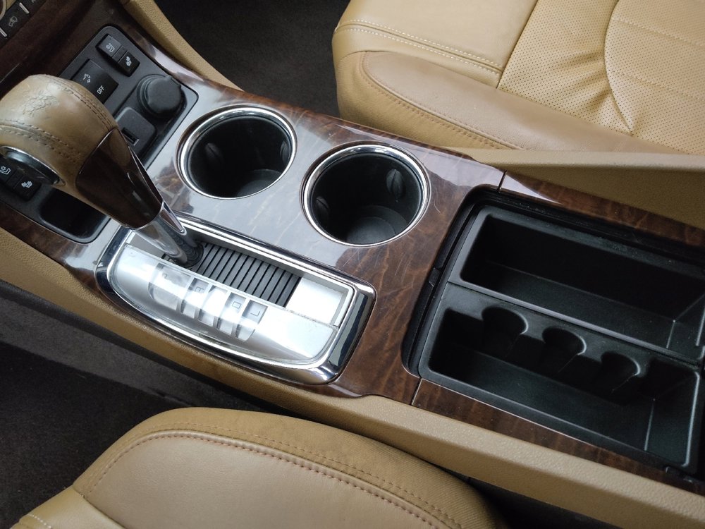 Used 2015 Buick Enclave Premium image 26