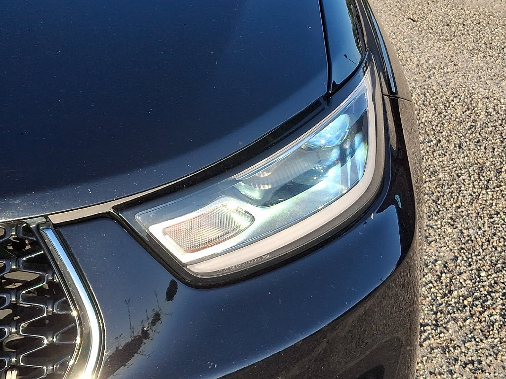 Used 2024 Chrysler Pacifica Touring-L FWD image 10