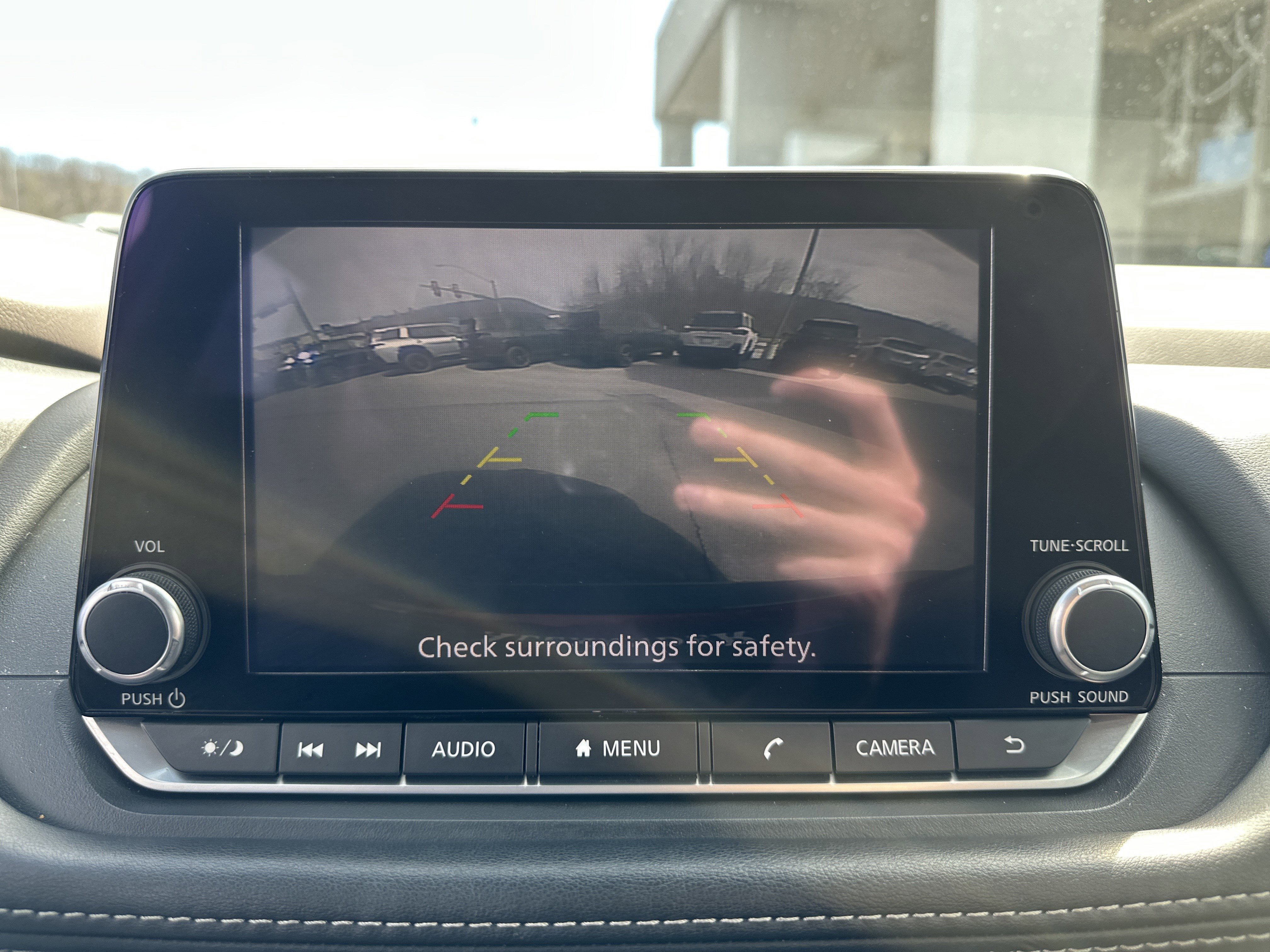 Used 2023 Nissan Rogue S image 26