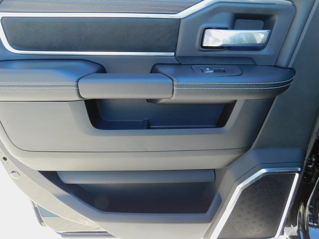 New 2026 RAM 2500 Laramie w/ Night Edition image 28