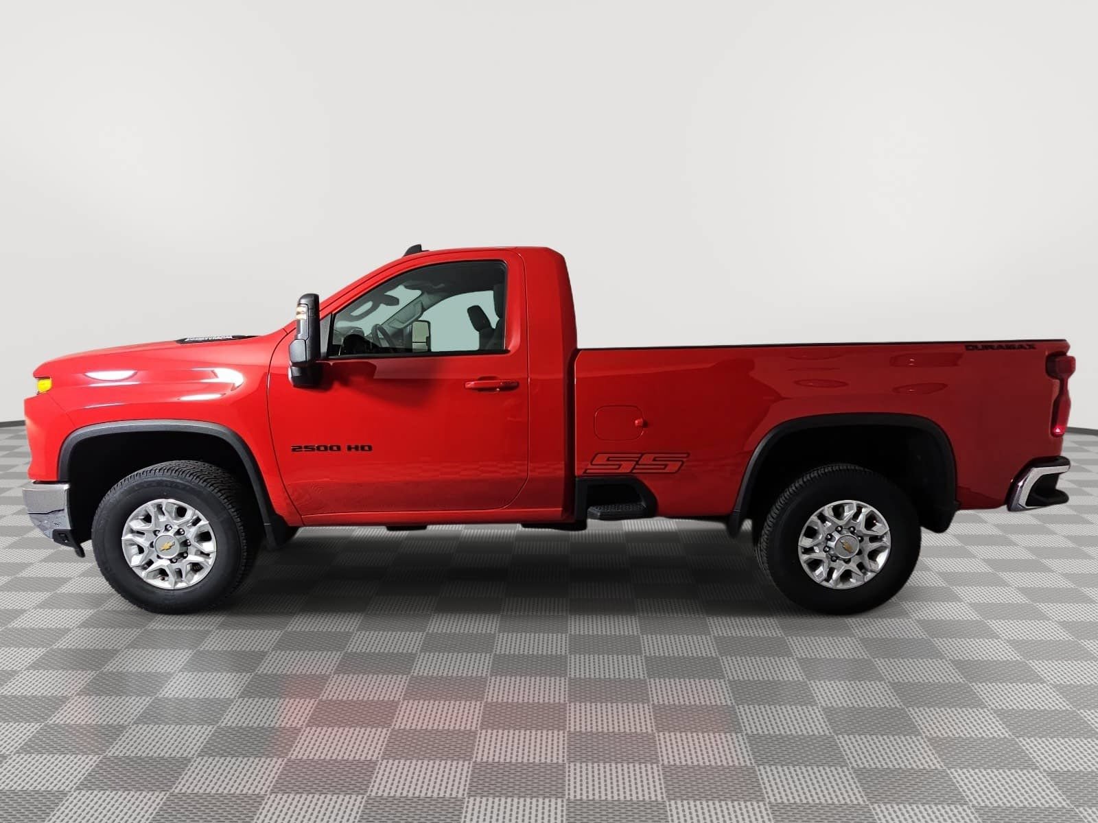 Used 2025 Chevrolet Silverado 2500 LT w/ Convenience Package RWD image 5