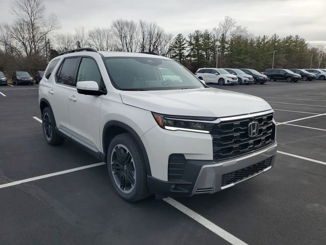 New 2026 Honda Pilot Touring image 12