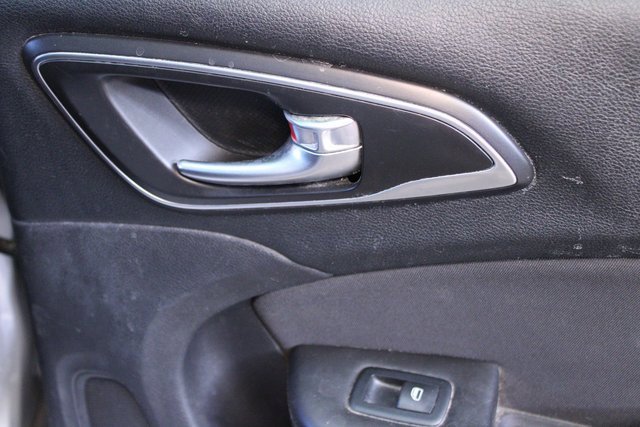 Used 2016 Chrysler 200 LX image 13