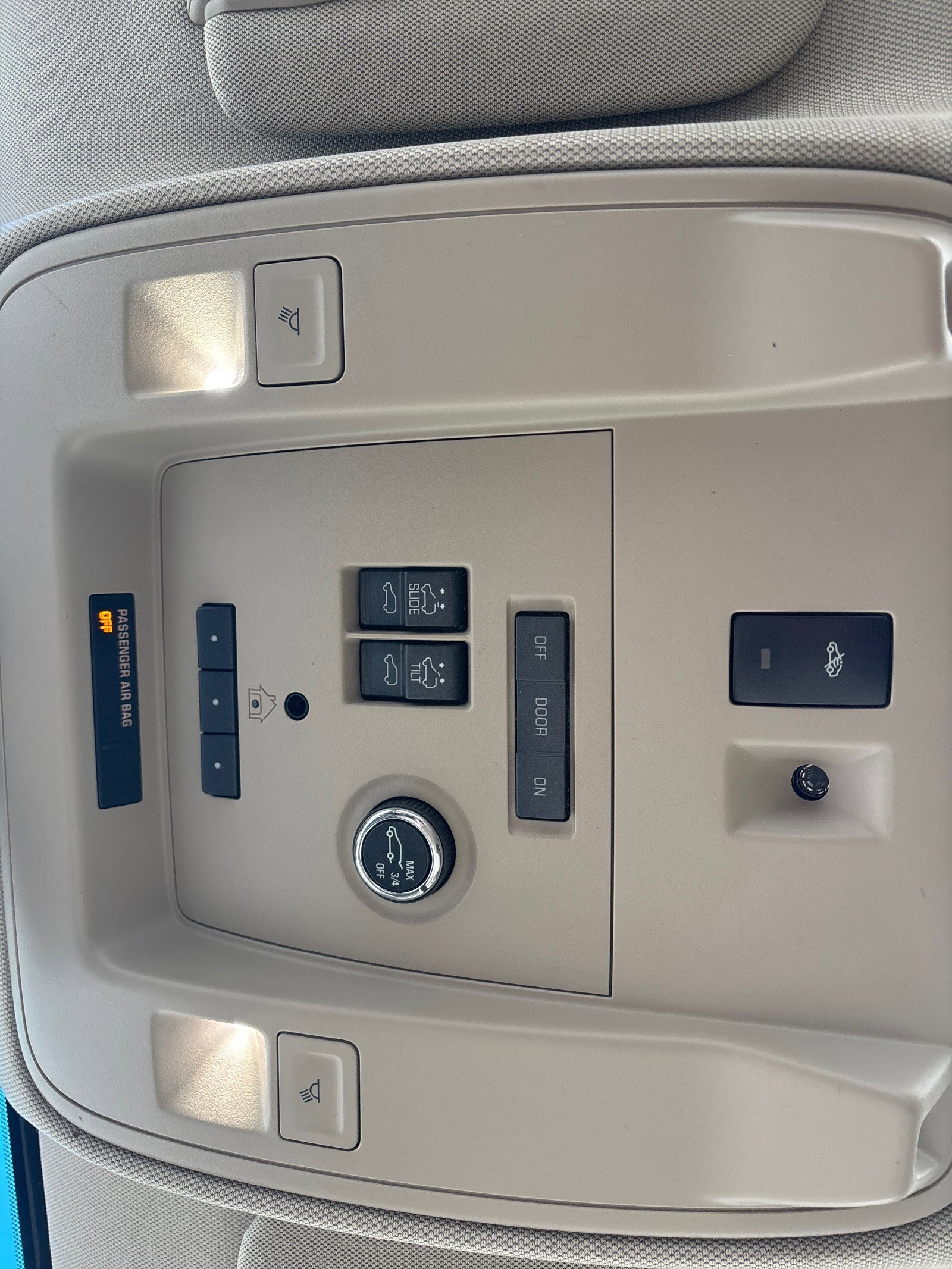 Used 2018 GMC Yukon Denali w/ Denali Ultimate Package image 28