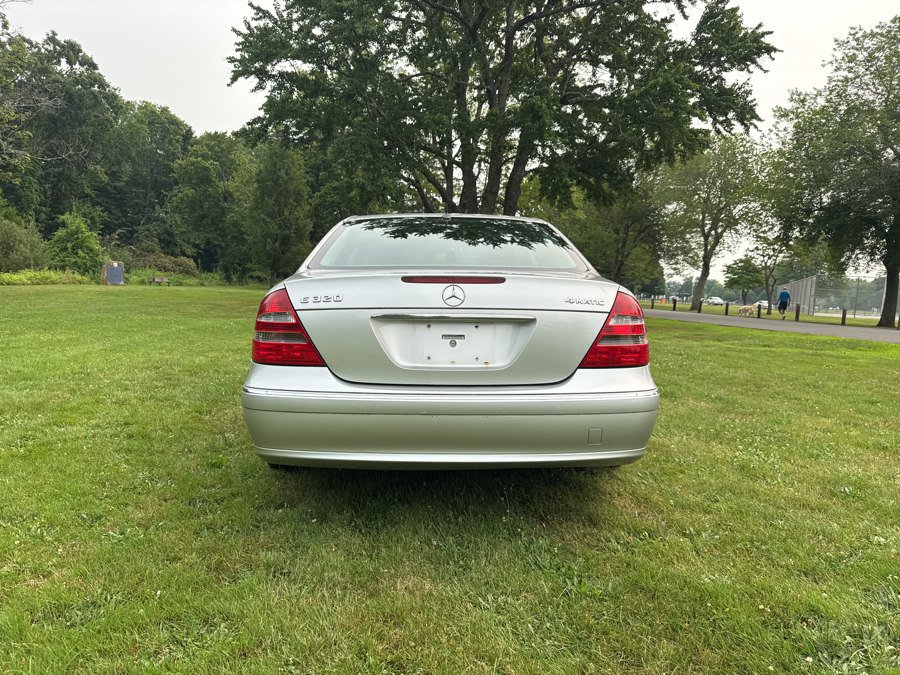 Used 2004 Mercedes-Benz E 320 4MATIC Sedan image 21