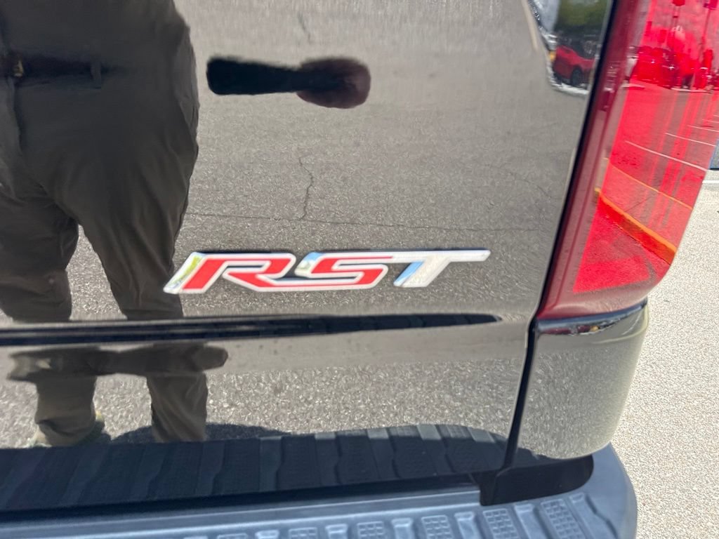 Used 2019 Chevrolet Silverado 1500 RST w/ All-Star Edition RWD image 6