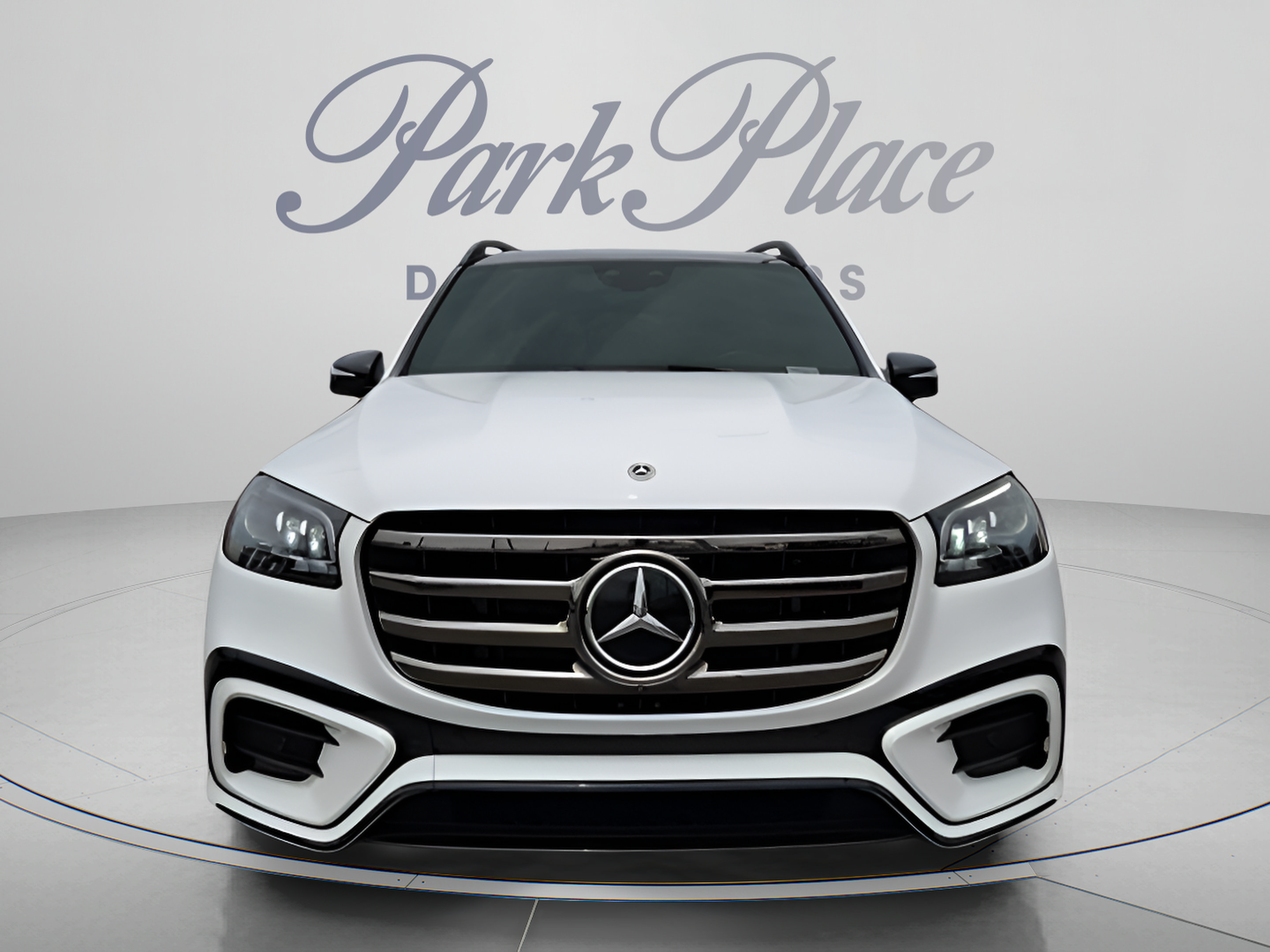 Used 2024 Mercedes-Benz GLS 450 4MATIC image 8