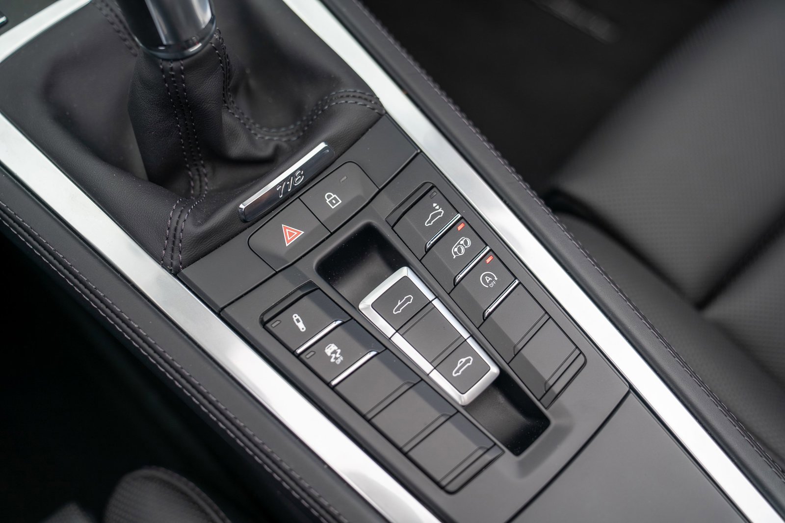 New 2025 Porsche 718 Boxster image 21