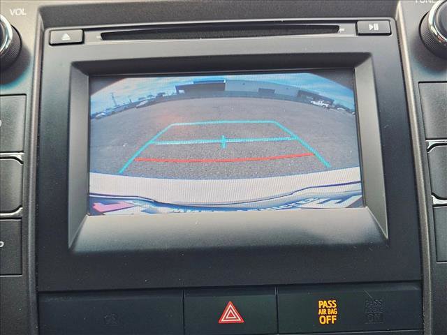 Used 2017 Toyota Camry SE image 14