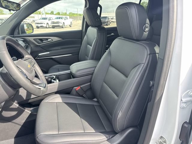 New 2026 Chevrolet Traverse LT w/ Driver Confidence Package FWD image 34