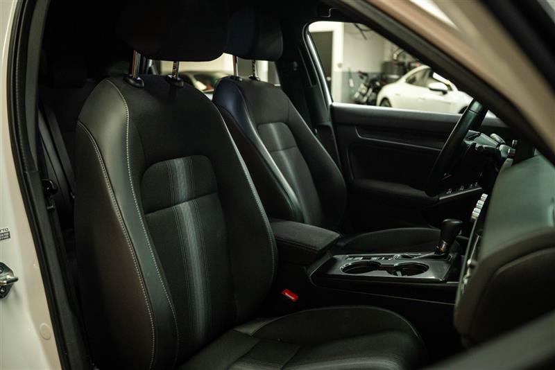 Used 2023 Honda Civic Sport image 13