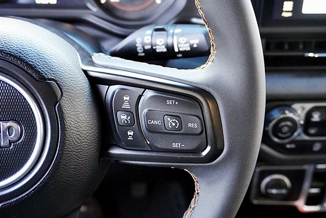 Used 2024 Jeep Wrangler Unlimited Sport AWD/4WD image 47