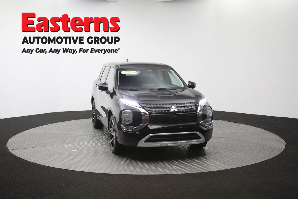 Used 2024 Mitsubishi Outlander SE FWD image 54