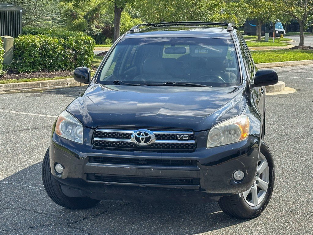 Used 2007 Toyota RAV4 Limited AWD/4WD image 4
