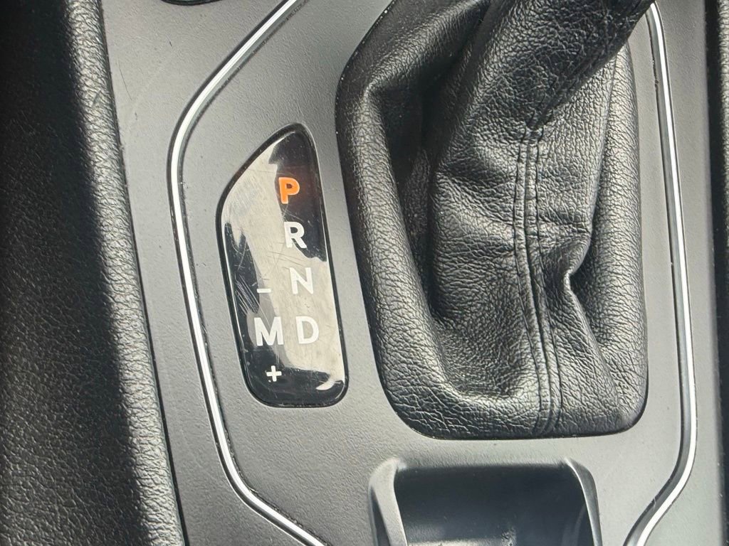 Certified 2019 Jeep Cherokee Latitude Plus image 18