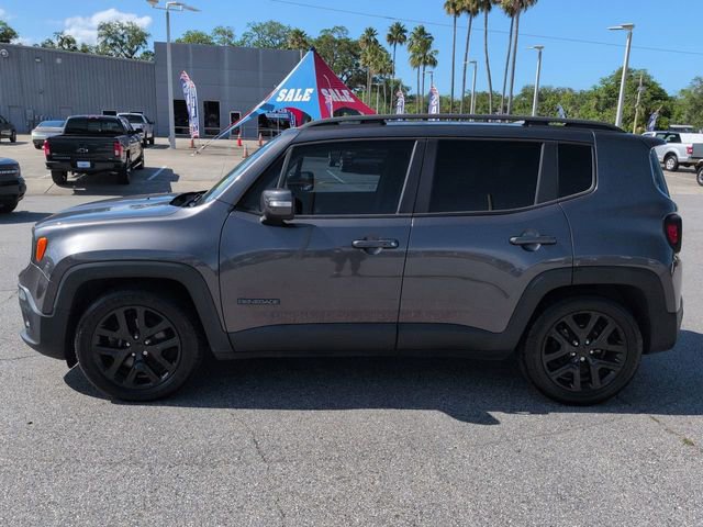 Used 2017 Jeep Renegade Altitude FWD image 7